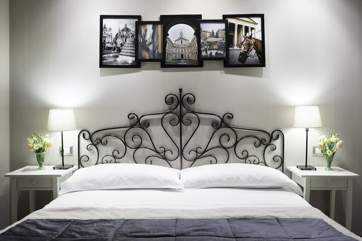 Room 15 of 49