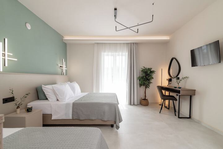 Room 44 of 75