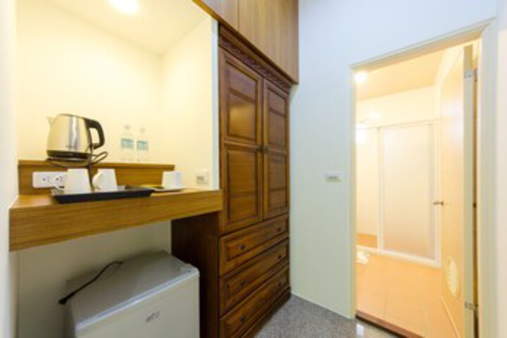 Room 3 of 29