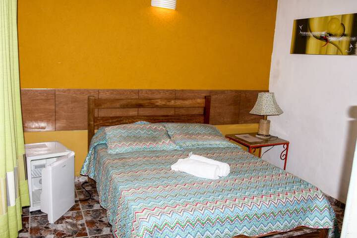 Room 6 of 85
