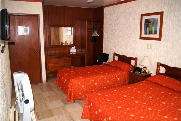 Room 16 of 26