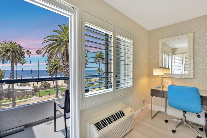 Beach/ocean view