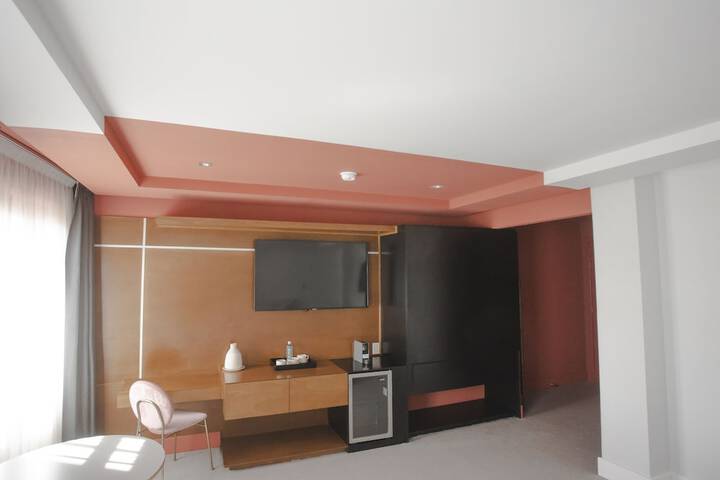 Room 11 of 42