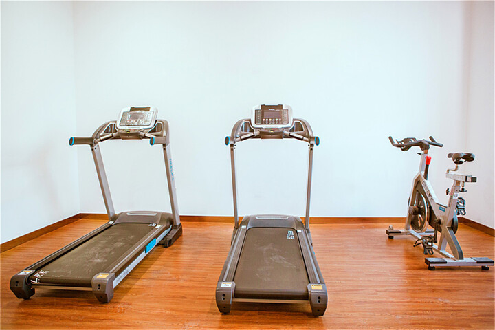Health and Fitness 1 of 18