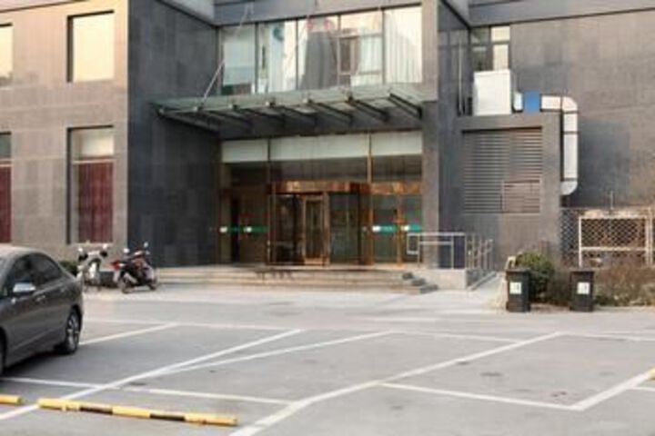 Hotel 2 of 42