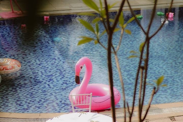 Pool 103 of 125