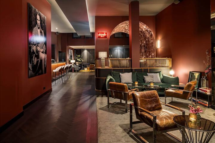 Hotel Interior 10 of 42