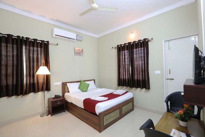 Room 10 of 20