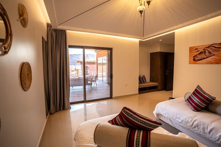Room 44 of 160
