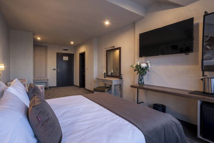 Room 58 of 254