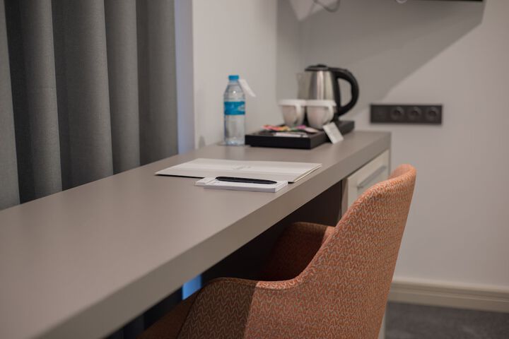 Room 10 of 19