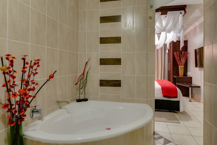 Room 14 of 49