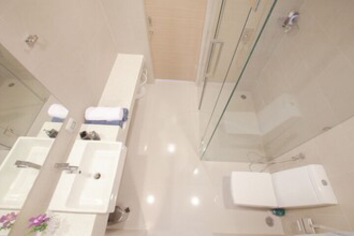 Room 14 of 92