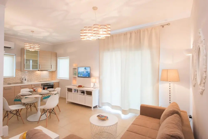 Room 4 of 21