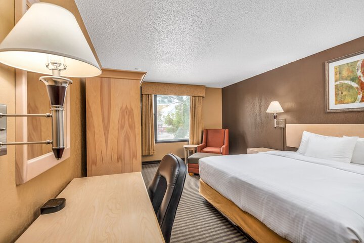 Room 11 of 49