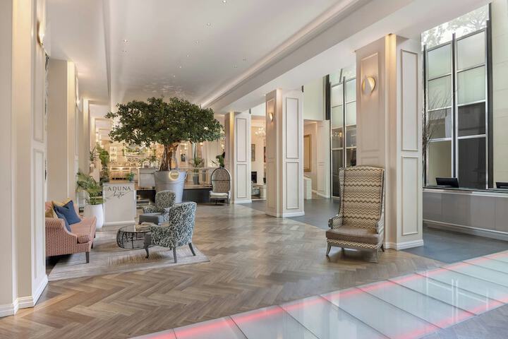 Lobby Photo