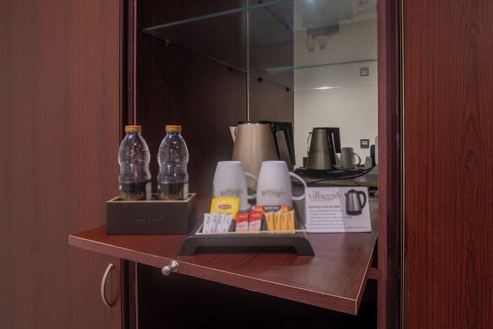 Breakfast/Coffee Service 27 of 56