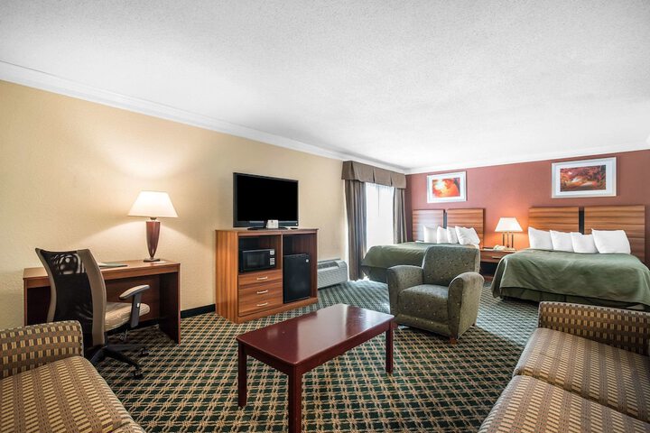 Room 17 of 29