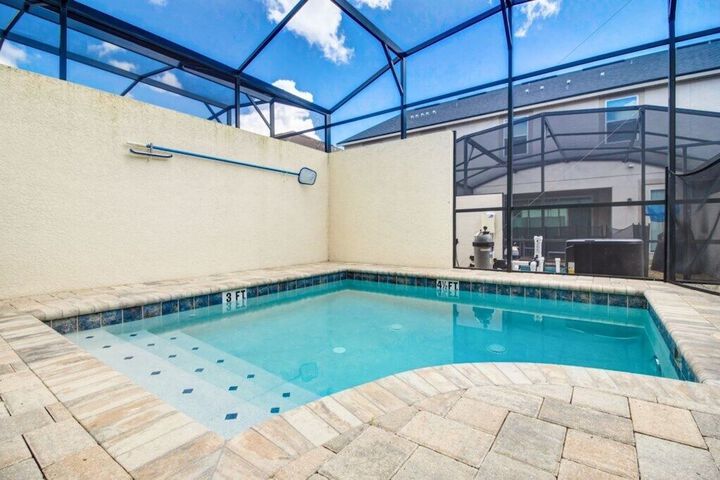 Pool 39 of 66