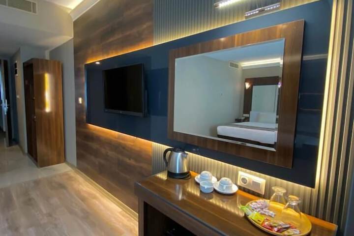 Room 20 of 64