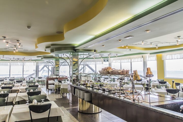 Dining Photos