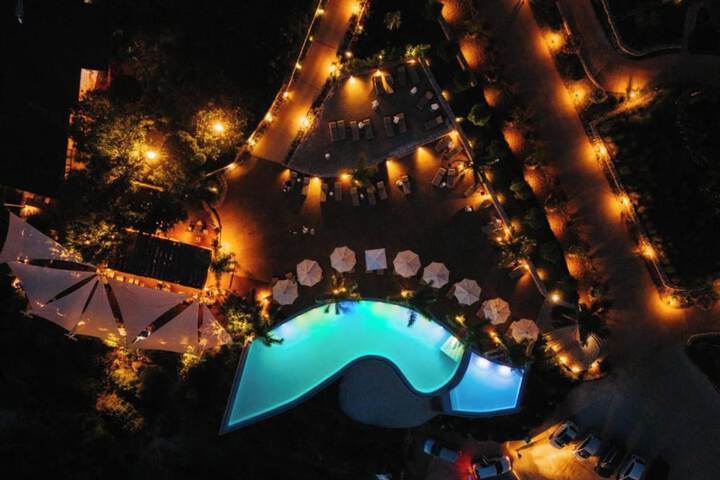 Hotel 68 of 95