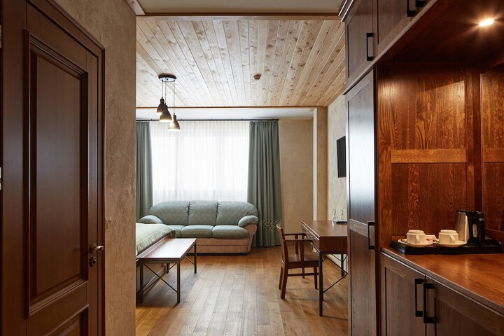Room 16 of 89