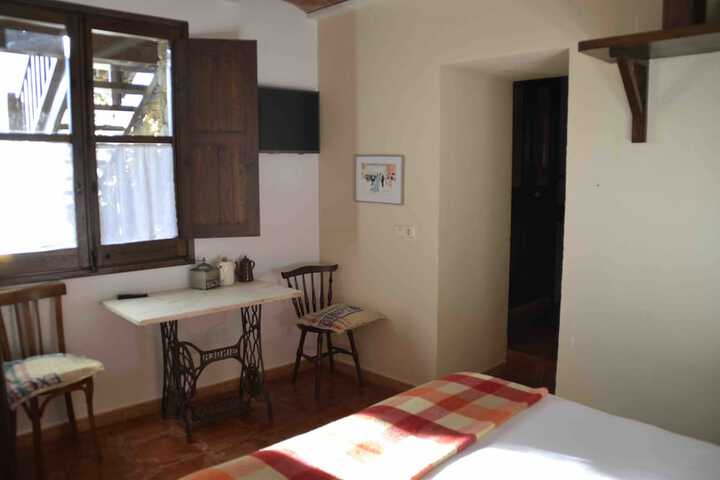 Room 6 of 29