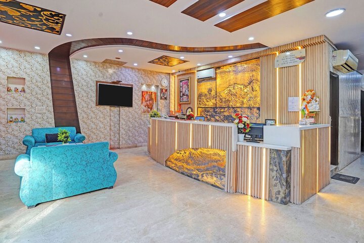 Hotel Interior 4 of 32