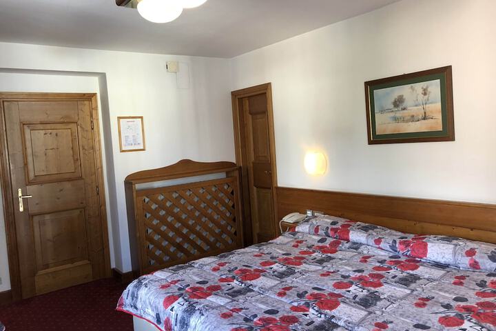 Room 26 of 72