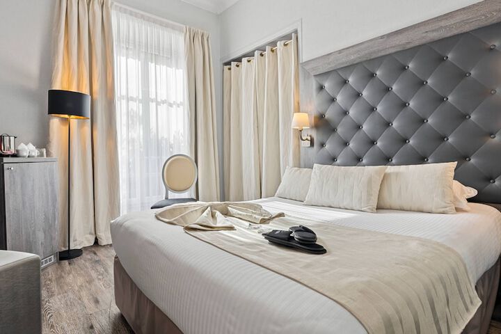 Room 50 of 80