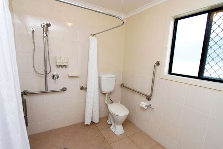 Room 34 of 48