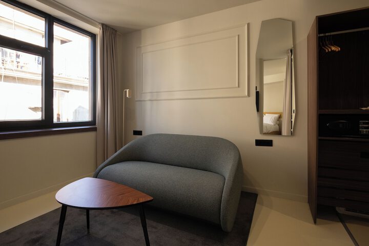 Room 70 of 133