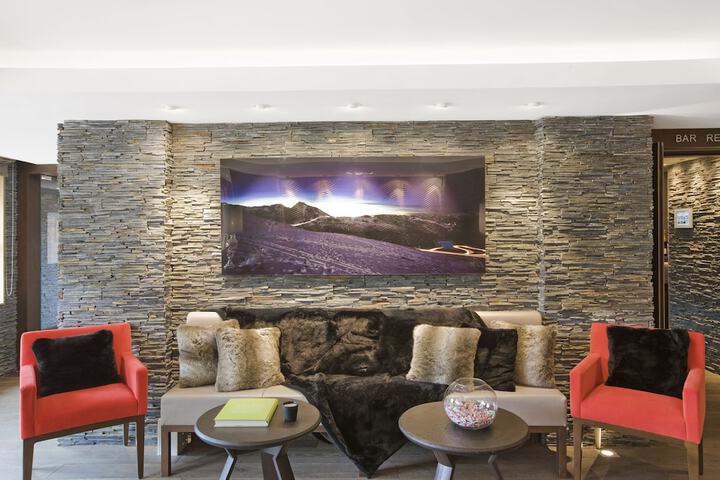 Lobby Photos