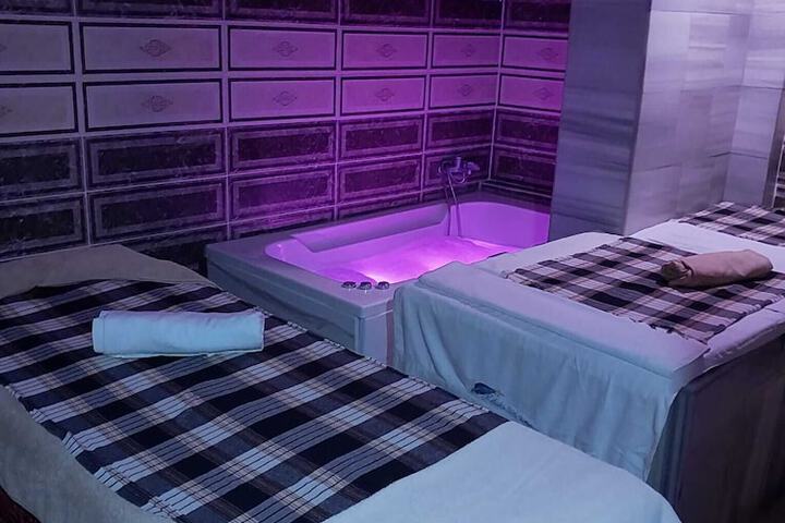 Spa 43 of 61