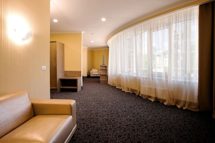 Room 17 of 119