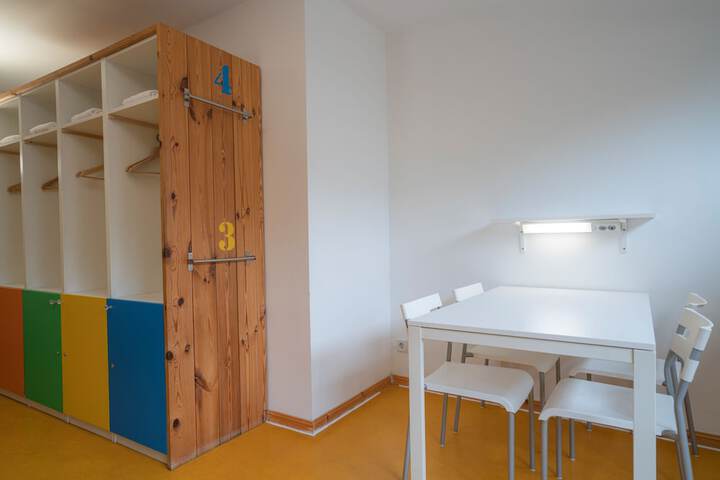 Room 36 of 133