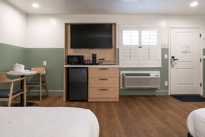 Room 31 of 68