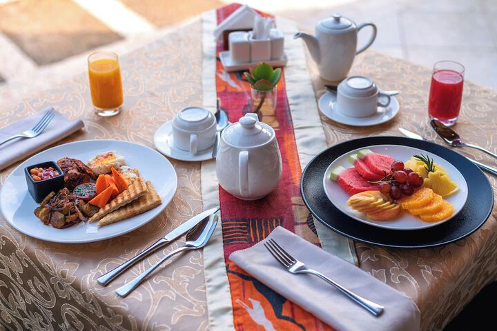 Breakfast/Coffee Service 101 of 112