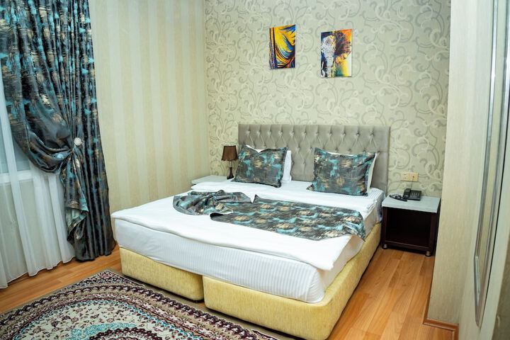 Room 30 of 113