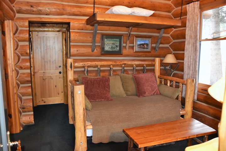 Room 16 of 40