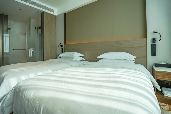 Room 21 of 85