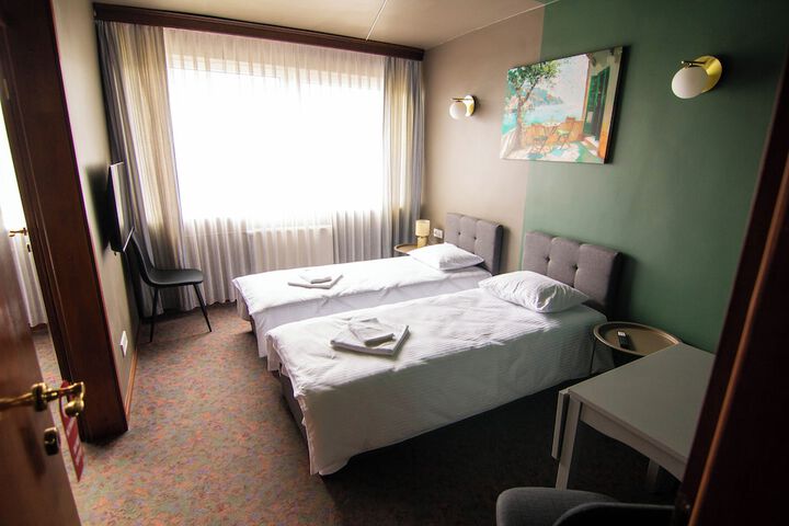 Room 36 of 84
