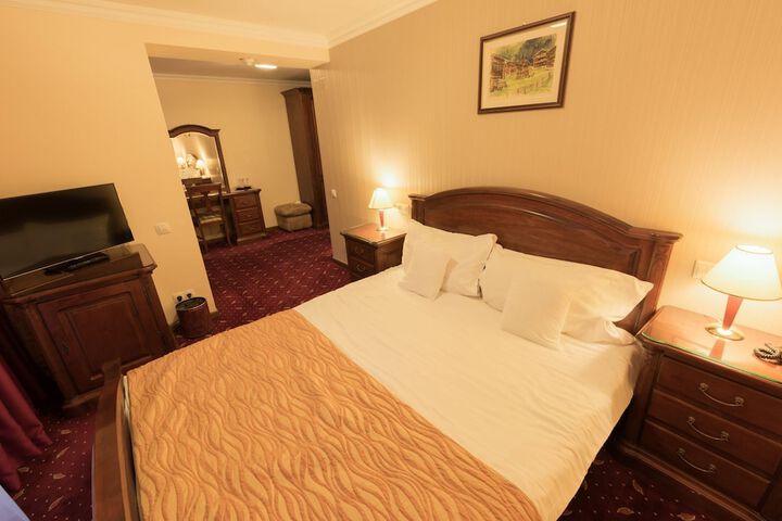 Room 15 of 73
