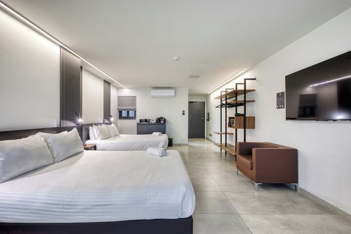 Room 80 of 150