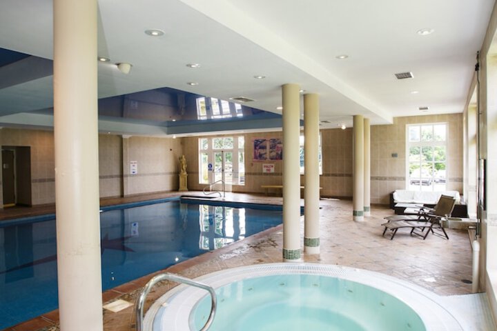 Spa 18 of 63