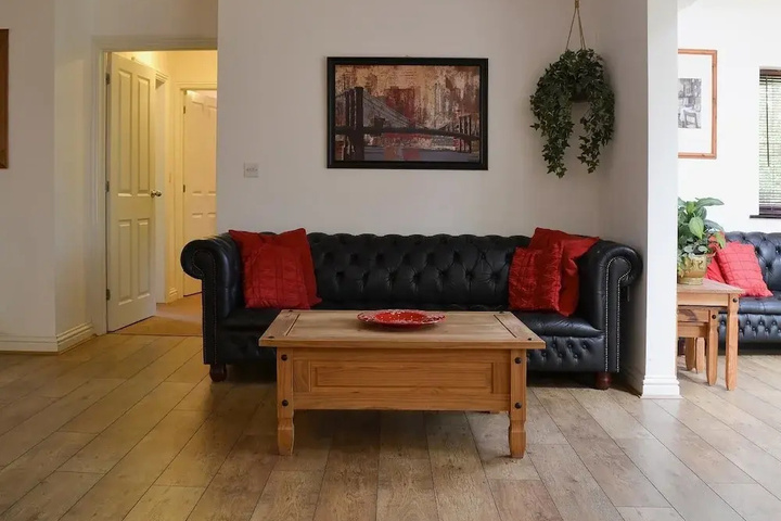Room 3 of 17