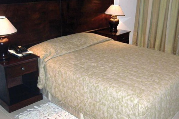 Room 7 of 20