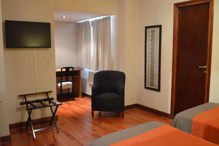 Room 4 of 49