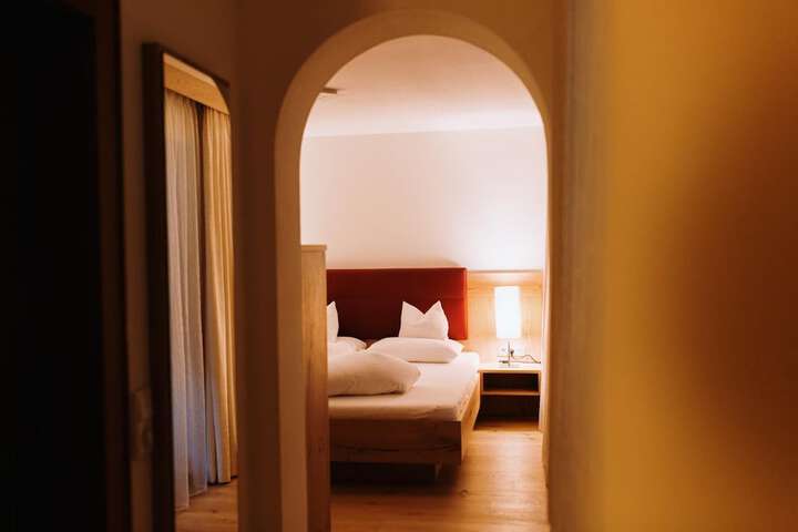 Room 10 of 52